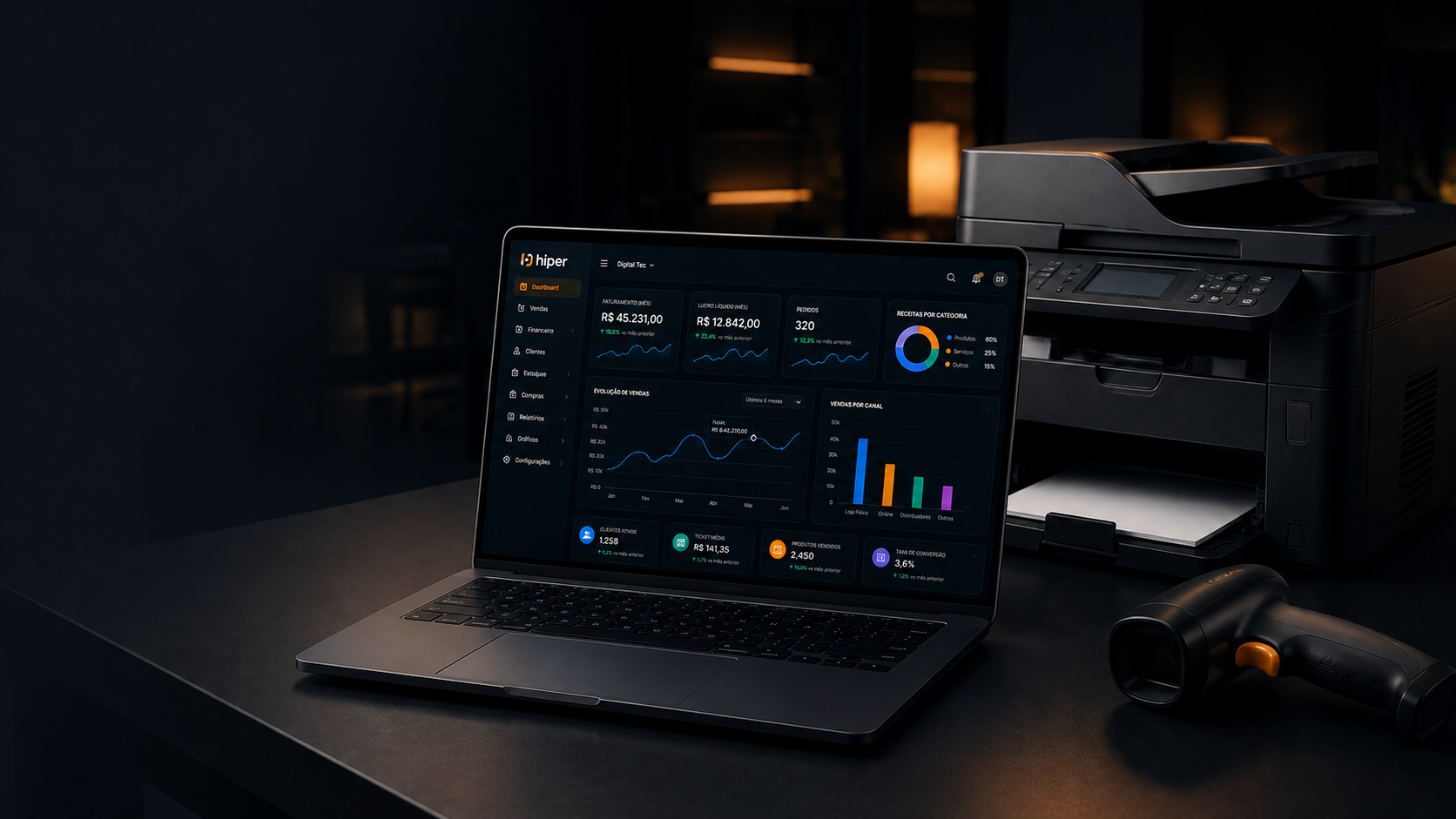 Notebook e impressora em ambiente de trabalho tecnológico